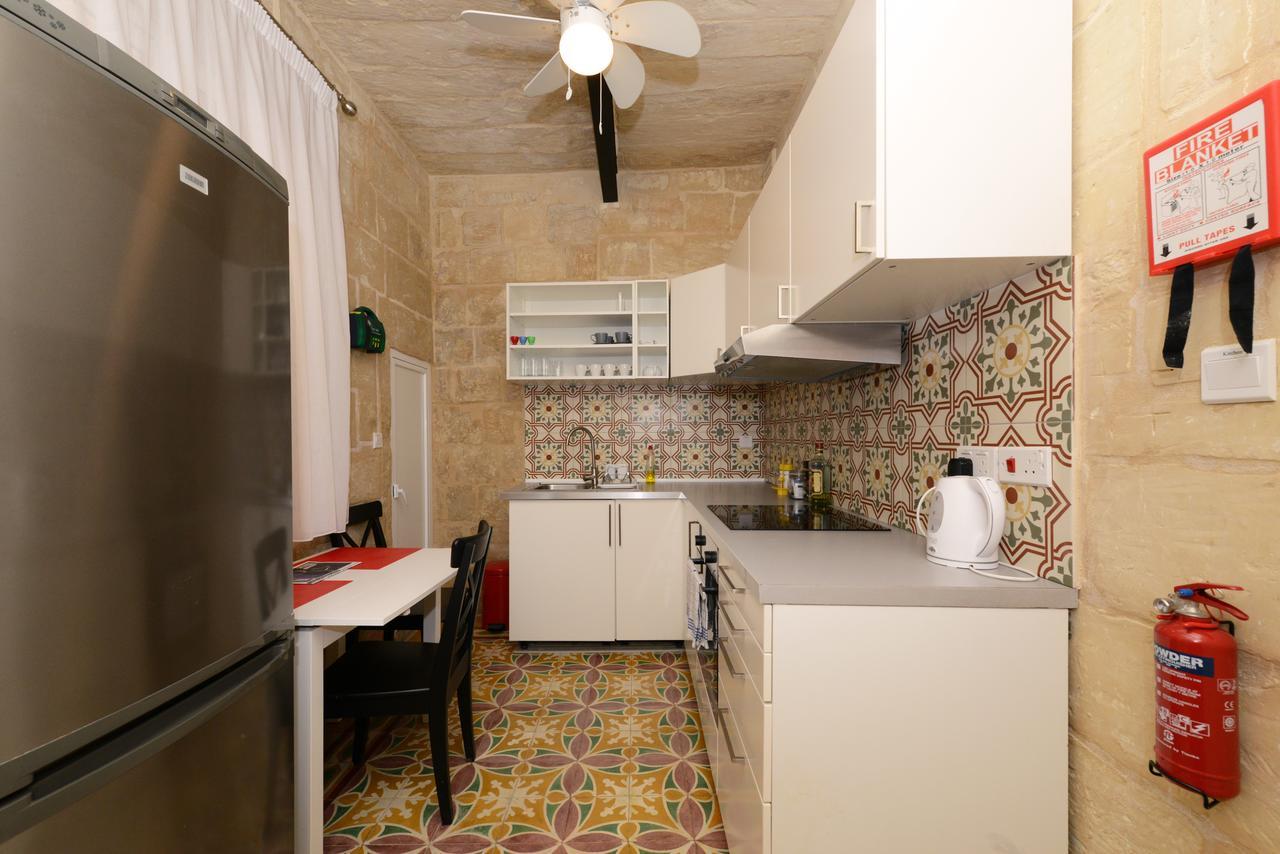 Vallettastay Lovely House Private Rooms Buitenkant foto
