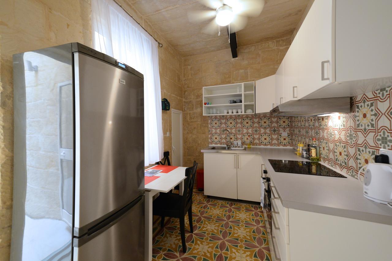 Vallettastay Lovely House Private Rooms Buitenkant foto